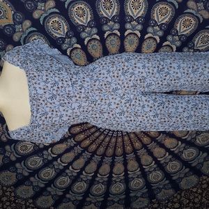 Size 0 spring jumper off shoulder capri length